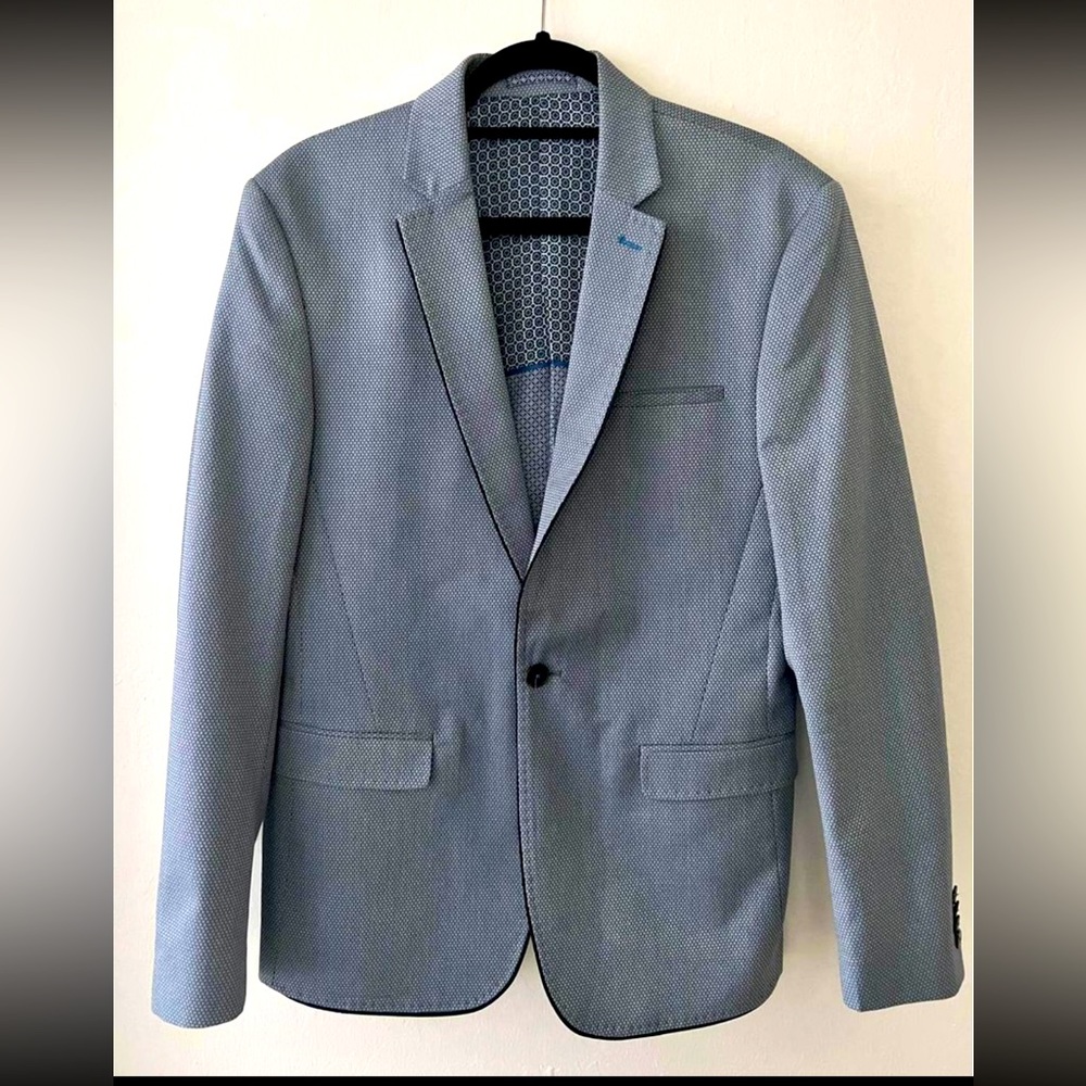 Mens Dinner Jacket - Size 38 - Great for Parties